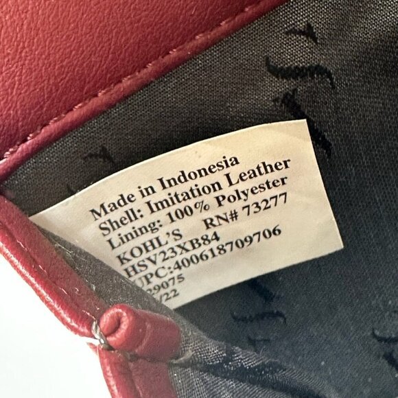 Simply Vera Wang Signature Quilted Envelope Mini Crossbody Bag Purse Burgundy - Picture 8 of 10